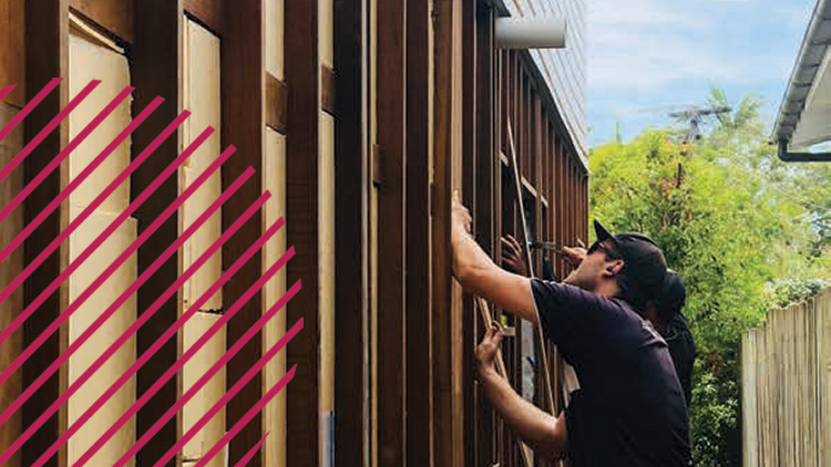 builder inspecting a home